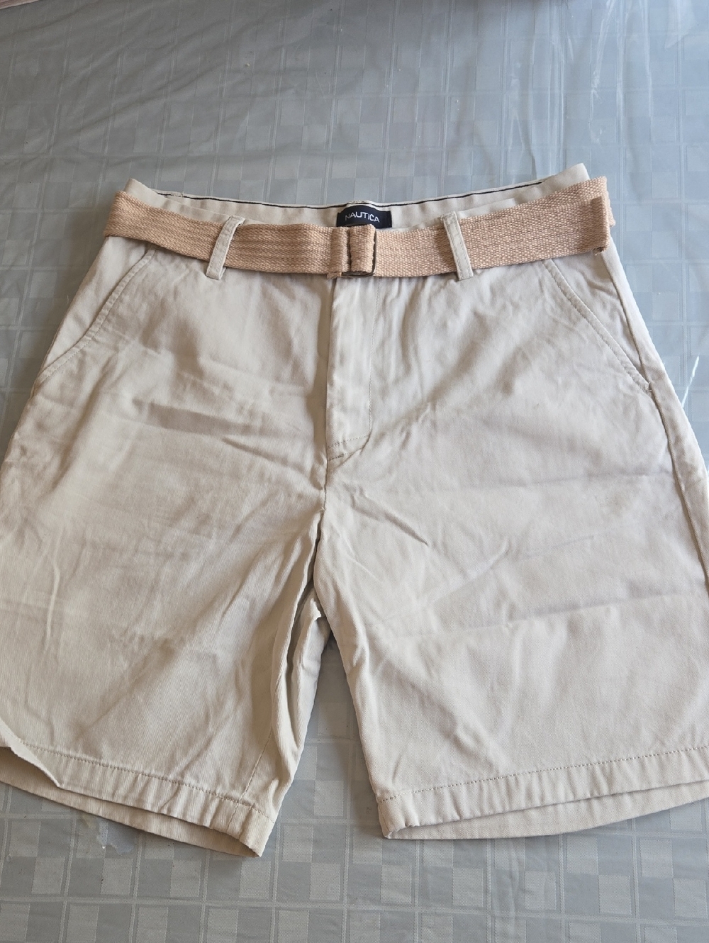 Nautica Men's Tan Flat Front Casual Shorts with Woven Belt 100% Cotton Size 32